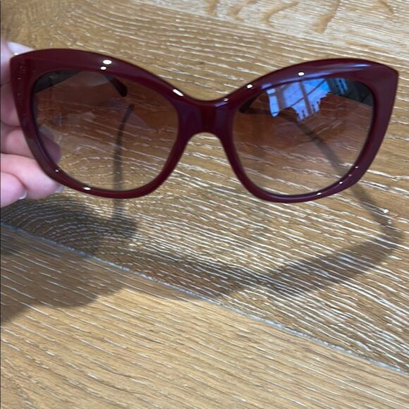 Burberry Burgundy Sunglasses, Ombré Lenses - Picture 1 of 6